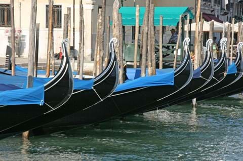 See the famous Gondolas on day trip to Venice image